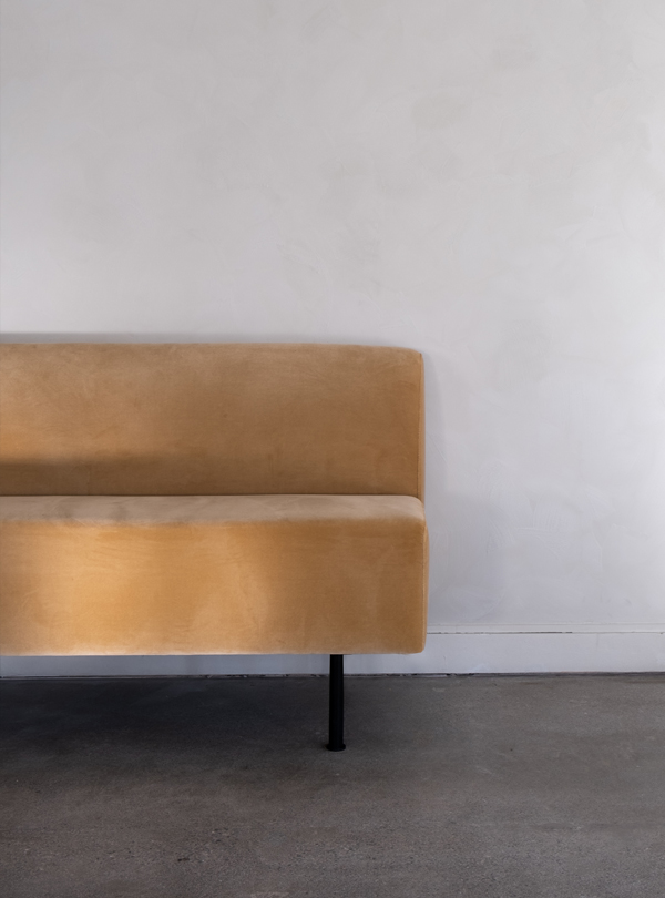 1K_DiningSofa_Aften_35_Ritz_yggoglyng
