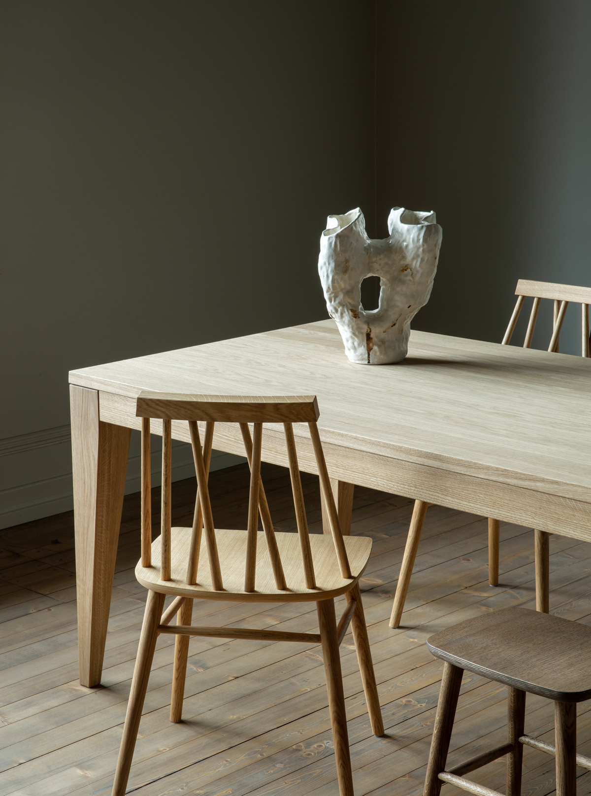 2K2H_DiningTable_Varg_EN_@IngerMarieGrini_yggoglyng