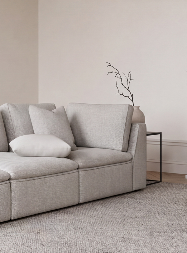 1K_Sofa-Favn_51_yggoglyng_AI_generated
